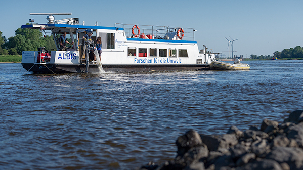 Research ship ALBIS. Foto: Andr&eacute; K&uuml;nzelmann/UFZ