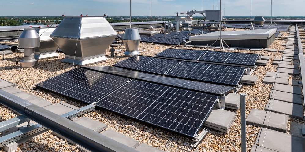 Leipzig, Geb&auml;ude 7.1, Photovoltaikanlagen, Andr&eacute; K&uuml;nzelmann/UFZ 2024